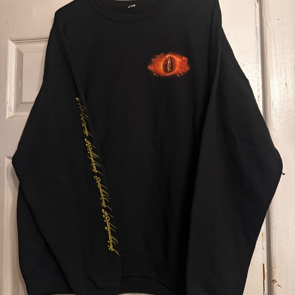 Men's Black Graphic Crewneck Sweater
